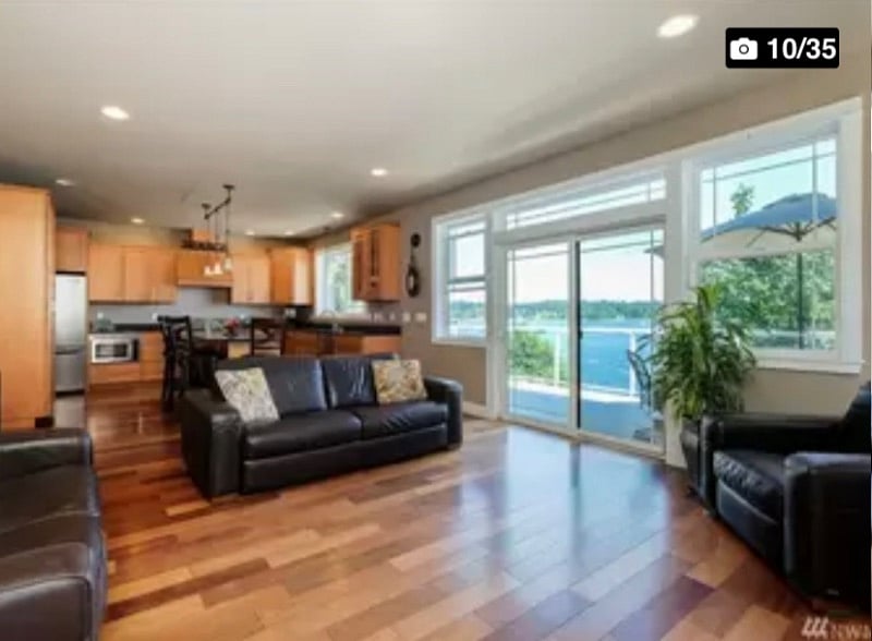 2nd living room (main floor)