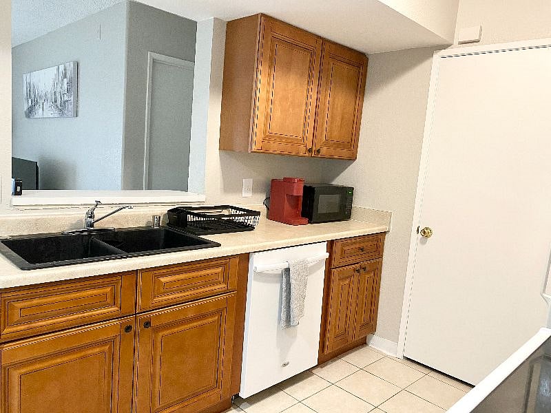 Furnished Finder property 357997_1 photo 14