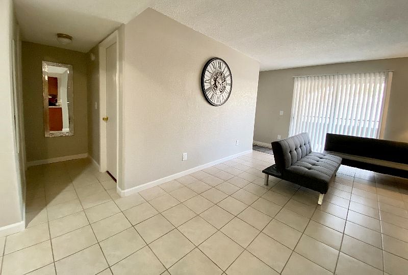 Furnished Finder property 357997_1 photo 16