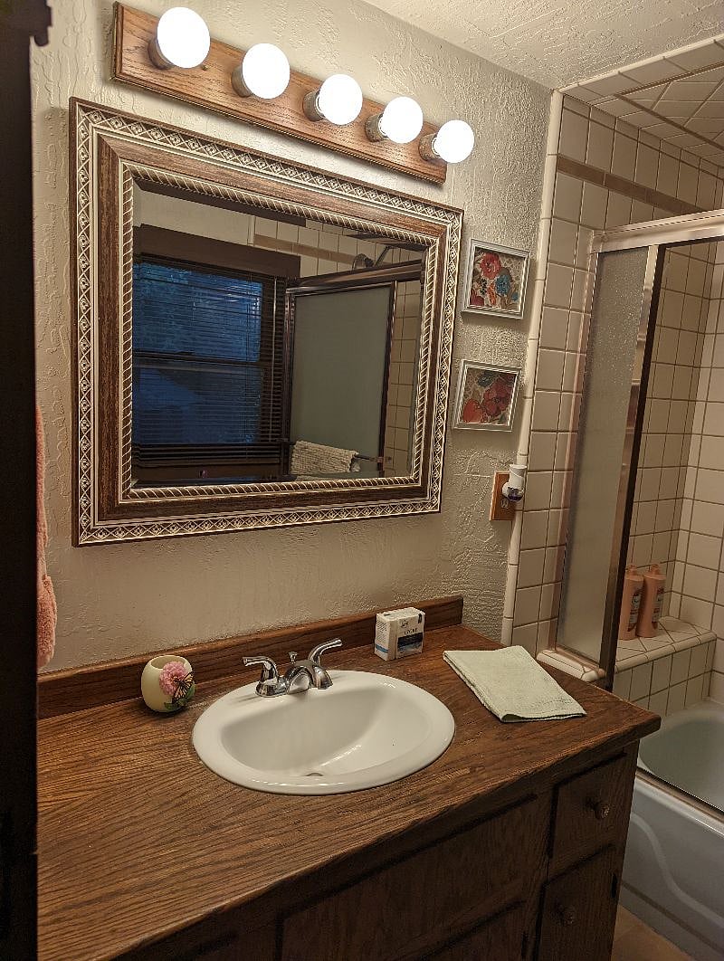 Furnished Finder property 358015_1 photo 25