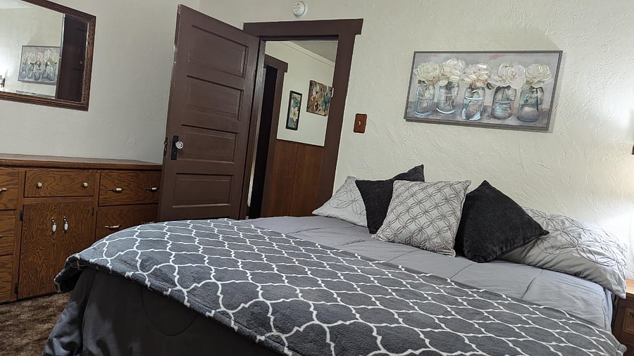 Master Bedroom 1