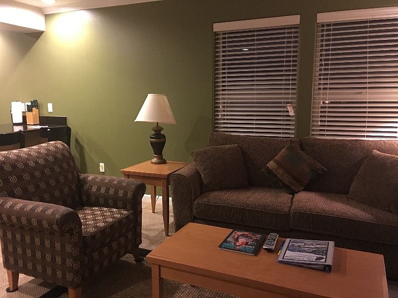 Furnished Finder property 358023_1 photo 2