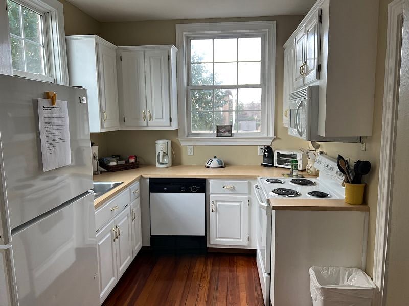 Furnished Finder property 358059_1 photo 5