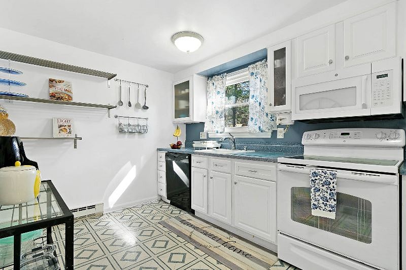 Furnished Finder property 358101_1 photo 18