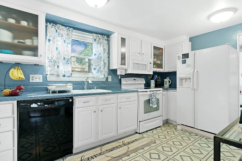 Furnished Finder property 358101_1 photo 5