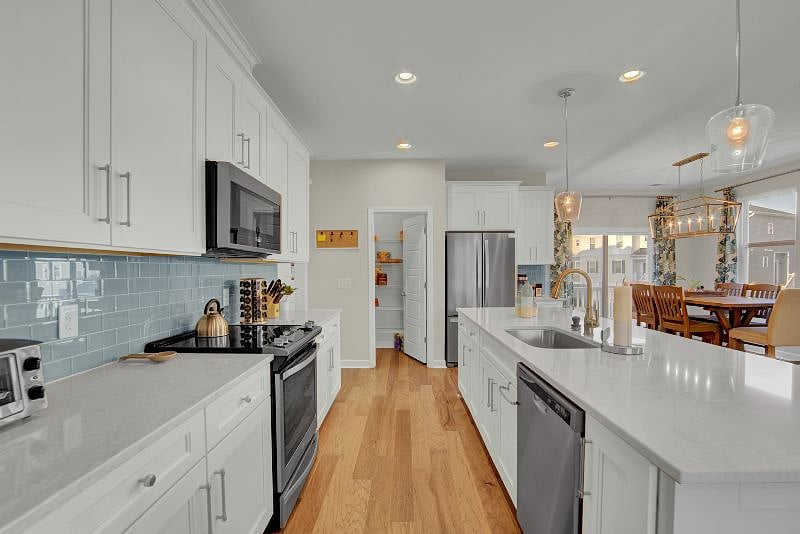 Furnished Finder property 358153_1 photo 37