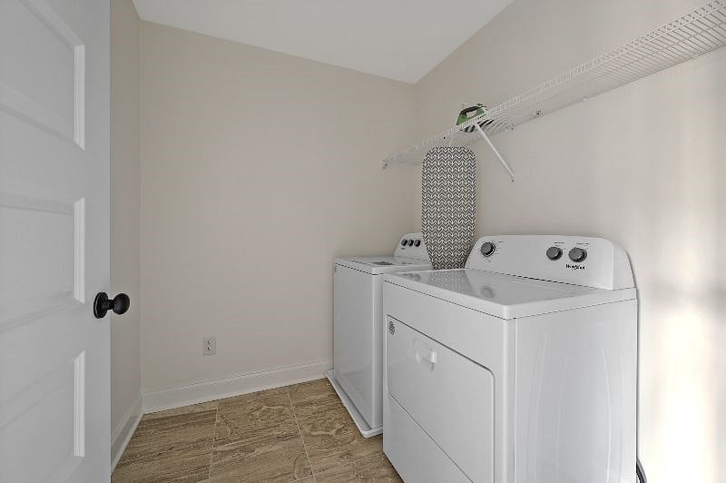 Furnished Finder property 358178_1 photo 11