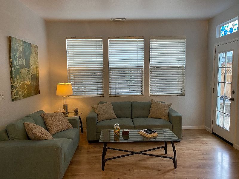 Furnished Finder property 358425_1 photo 3