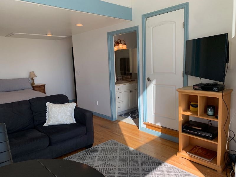 Furnished Finder property 358446_2 photo 6