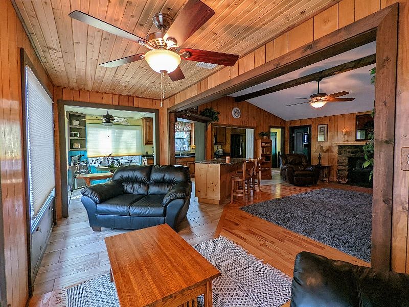 Furnished Finder property 358481_1 photo 8