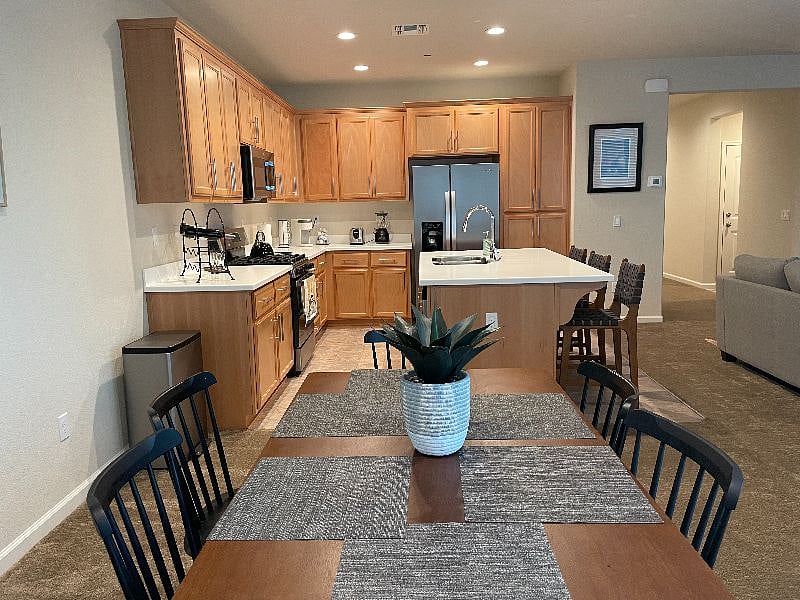 Dining area + kitchen