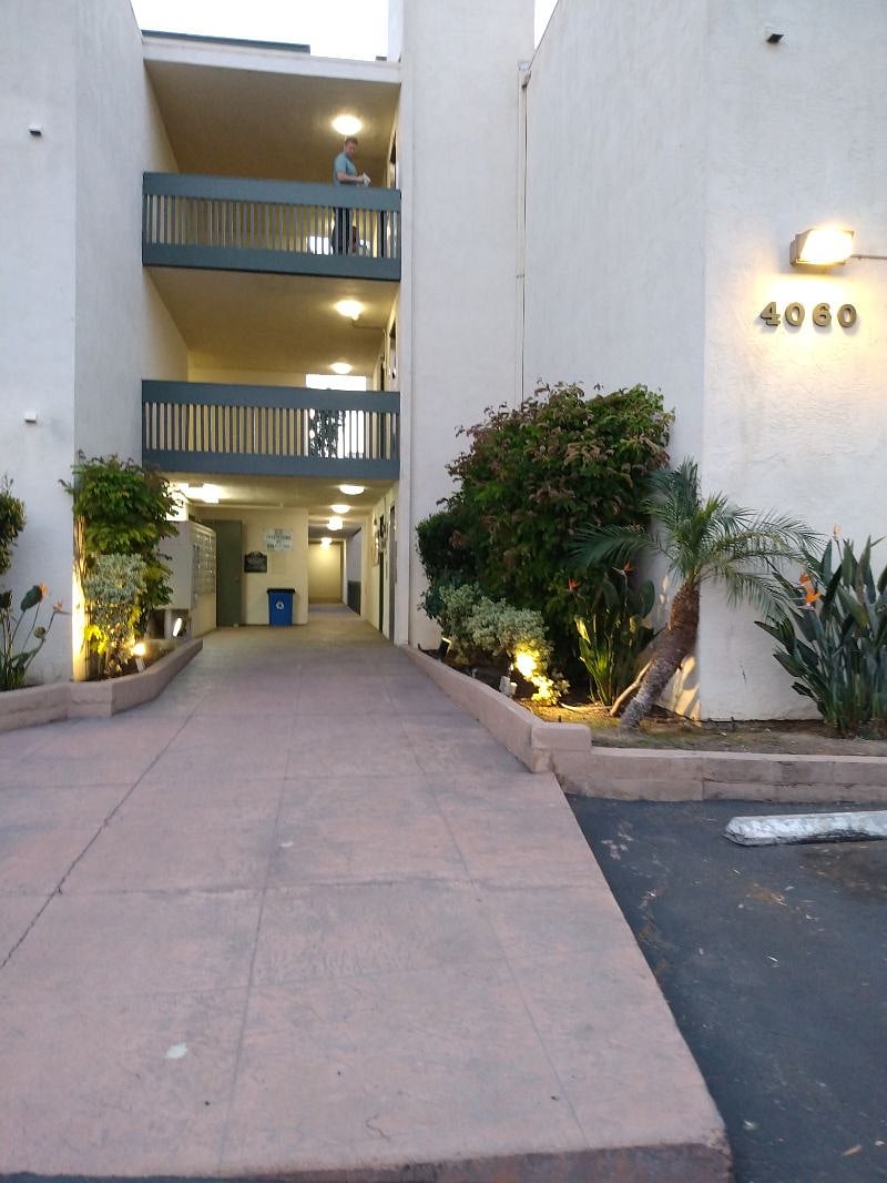 Furnished Finder property 358526_1 photo 16