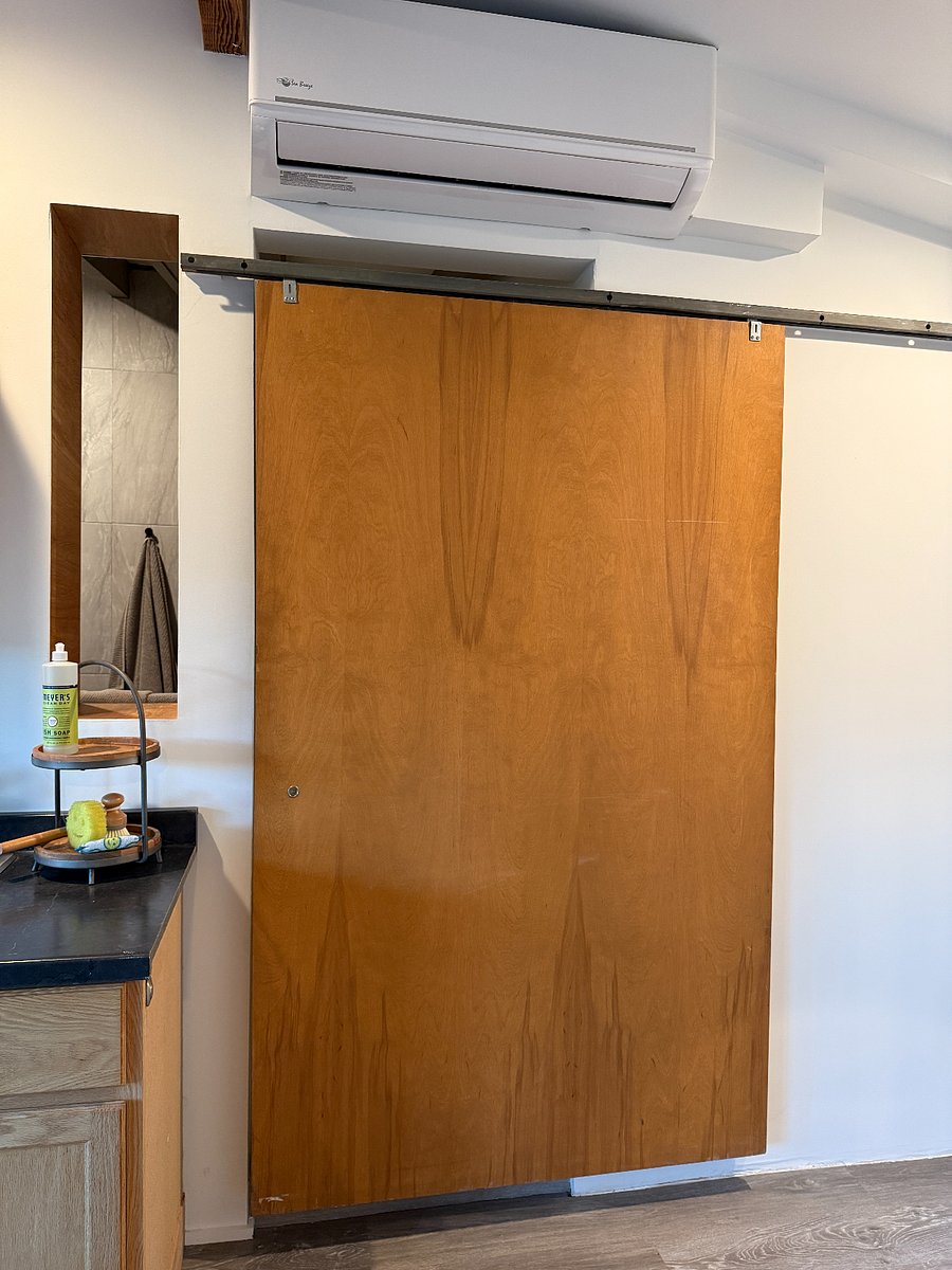 AC HEAT sliding door