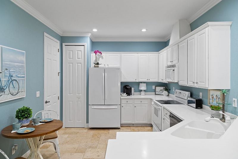 Furnished Finder property 358552_1 photo 20