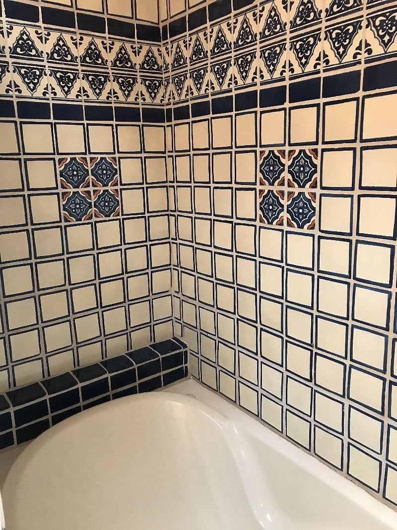 shower tub tile