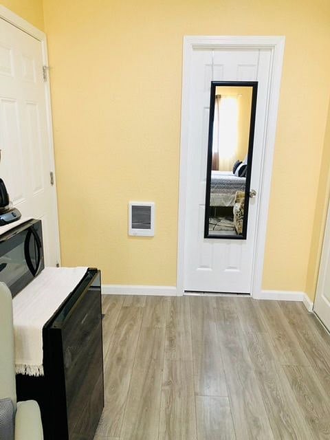 Furnished Finder property 358580_2 photo 7