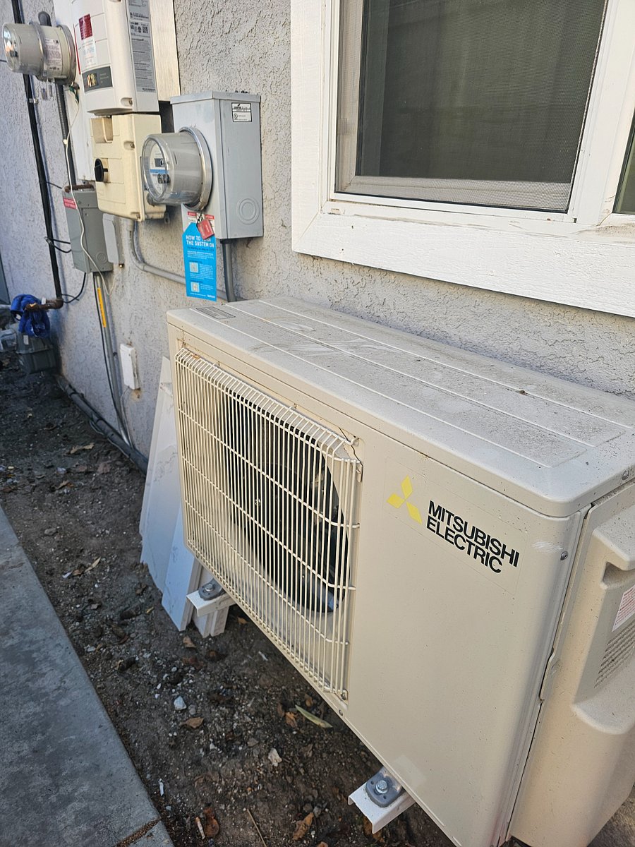 Separate brand new split unit. AC and Heat.  You control your own temperature.