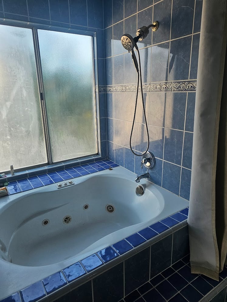 Relaxing Jacuzzi