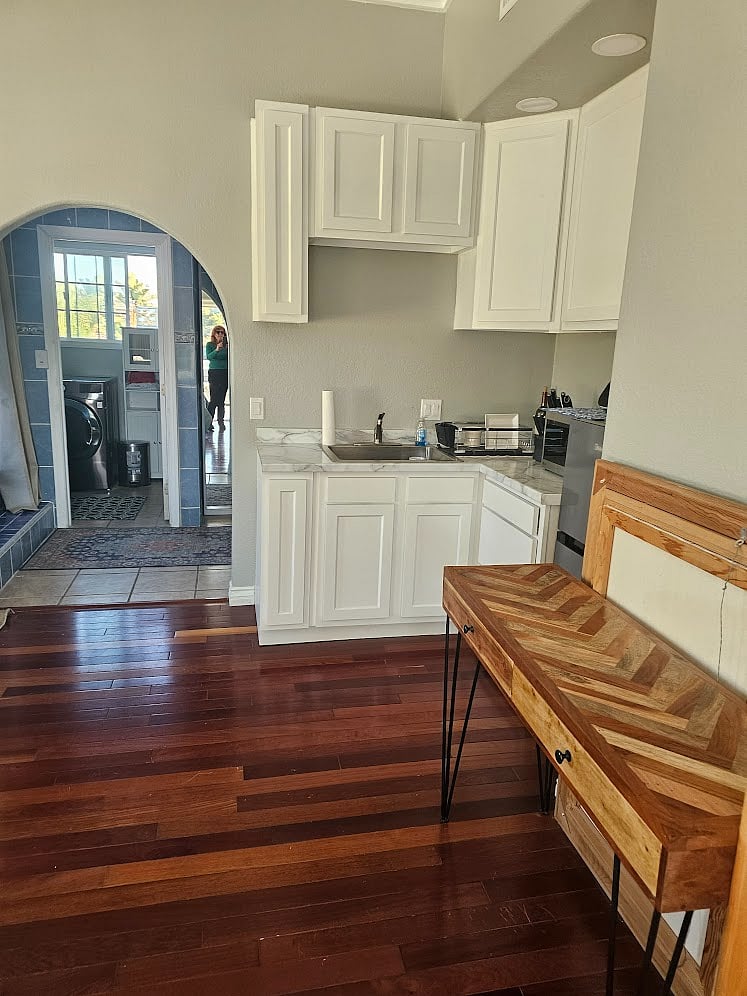 Kitchenette. Lots of cupboards.