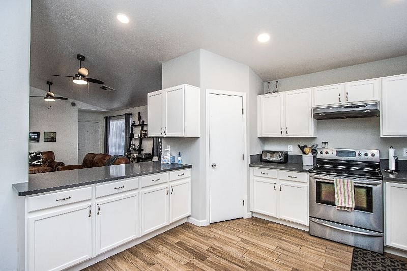 Furnished Finder property 358663_1 photo 11