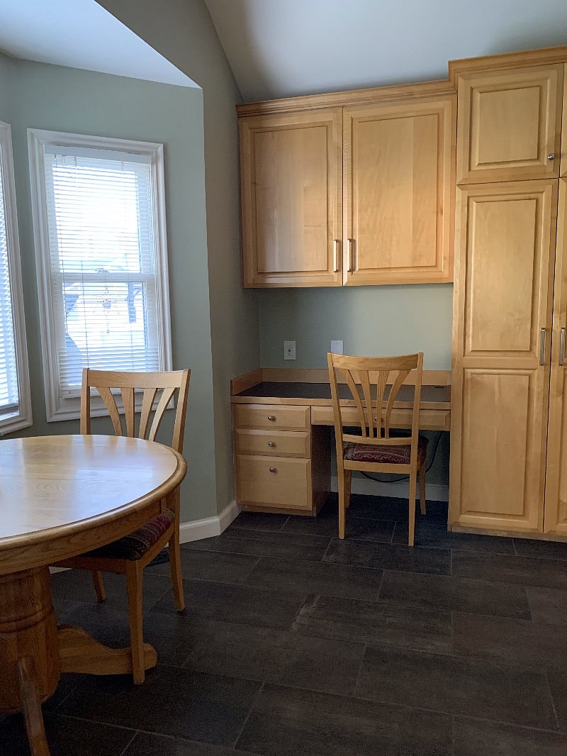 Back entry with Desk Space