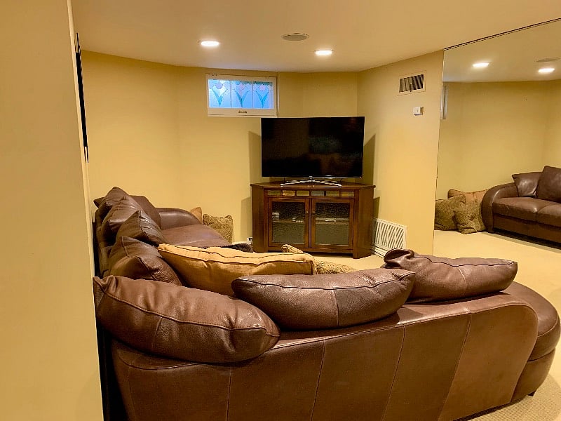 Lower Level Entertainment Room