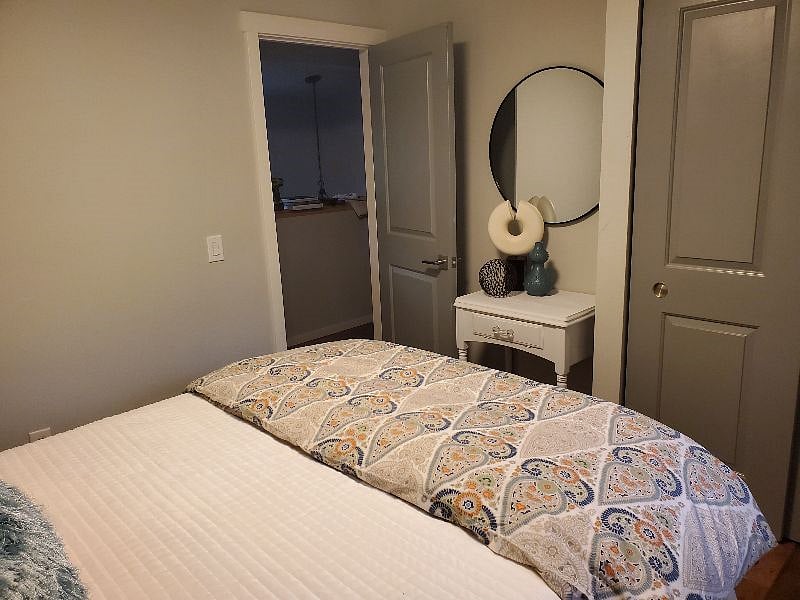 Closet insert for ample storage