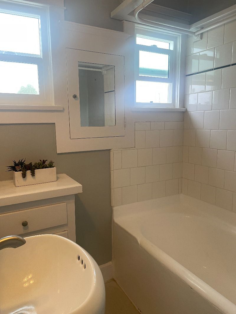 Furnished Finder property 358713_2 photo 9