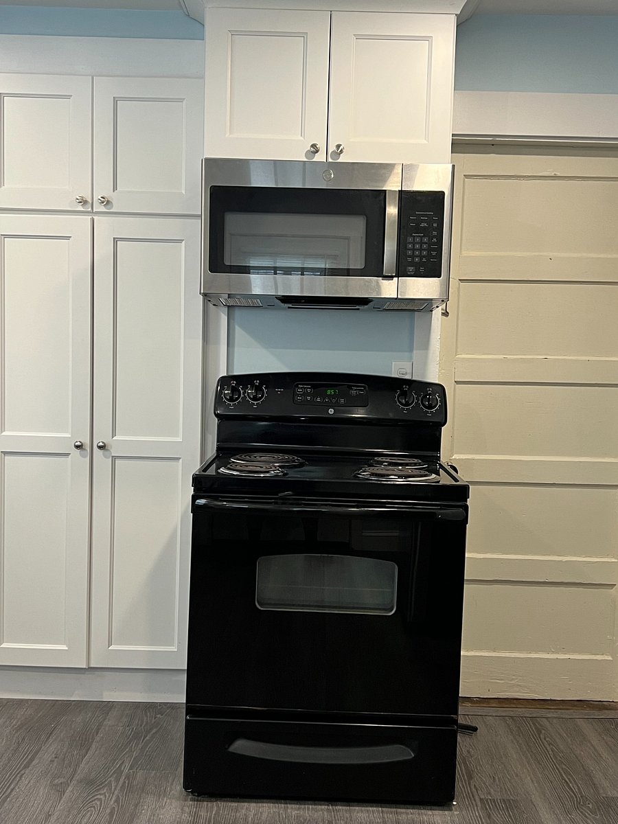 Electric range and microwave