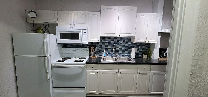 Furnished Finder property 358839_2 photo 9