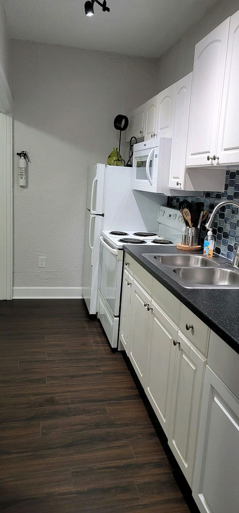 Furnished Finder property 358839_2 photo 11