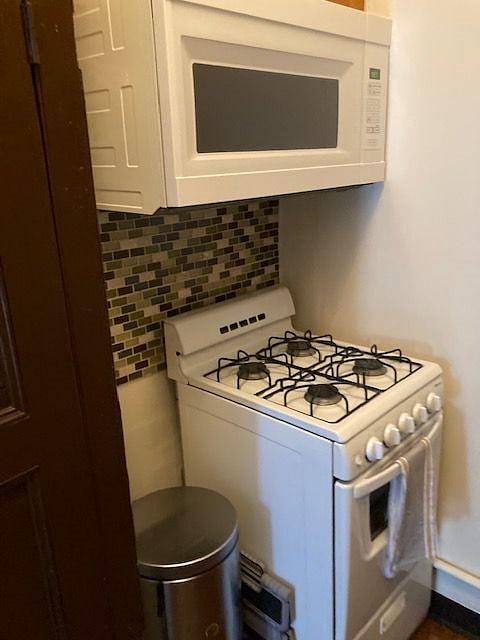 Furnished Finder property 358845_2 photo 9
