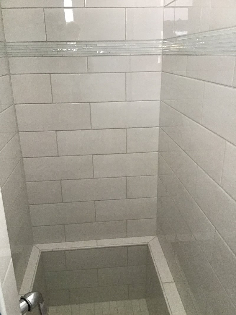 Tiled shower- furo style