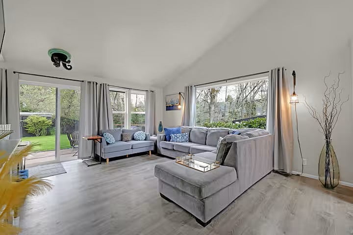 Furnished Finder property 358982_1 photo 33
