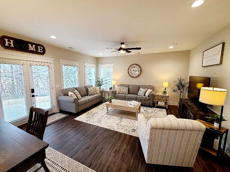 Furnished Finder property 359001_1 photo 4