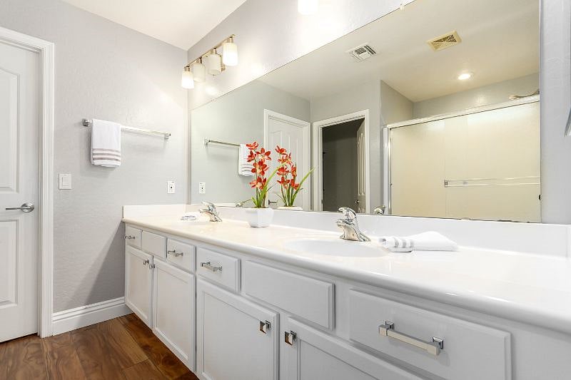 Furnished Finder property 359048_1 photo 12