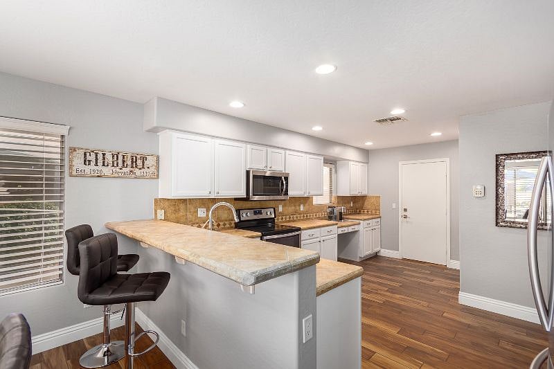 Furnished Finder property 359048_1 photo 7
