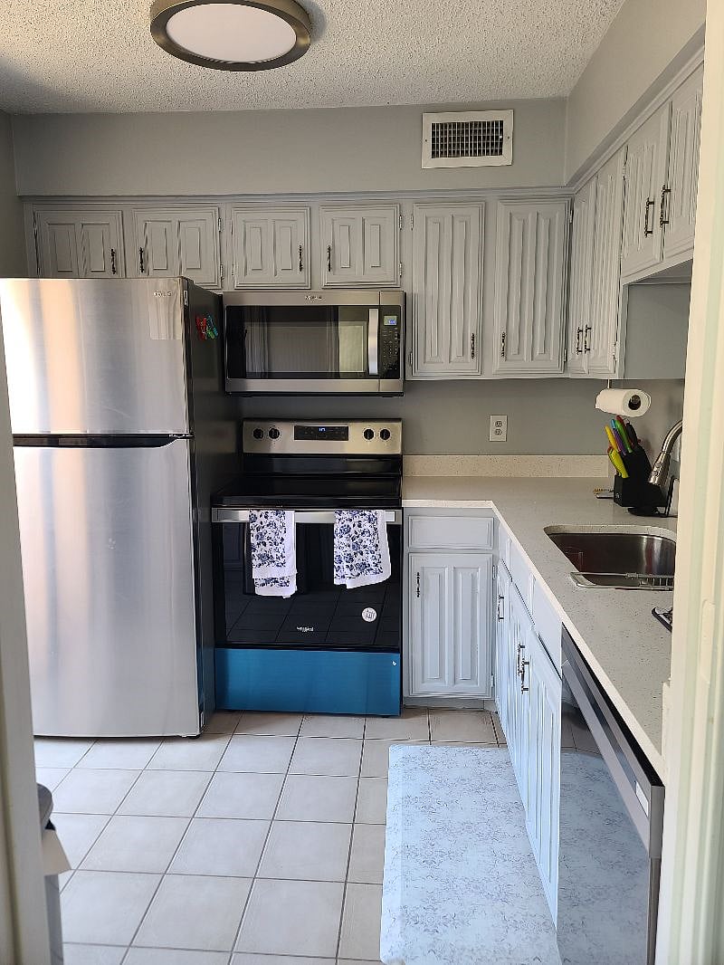 Furnished Finder property 359096_1 photo 3