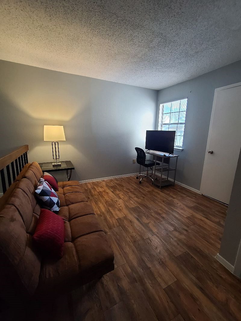 Furnished Finder property 359096_1 photo 12