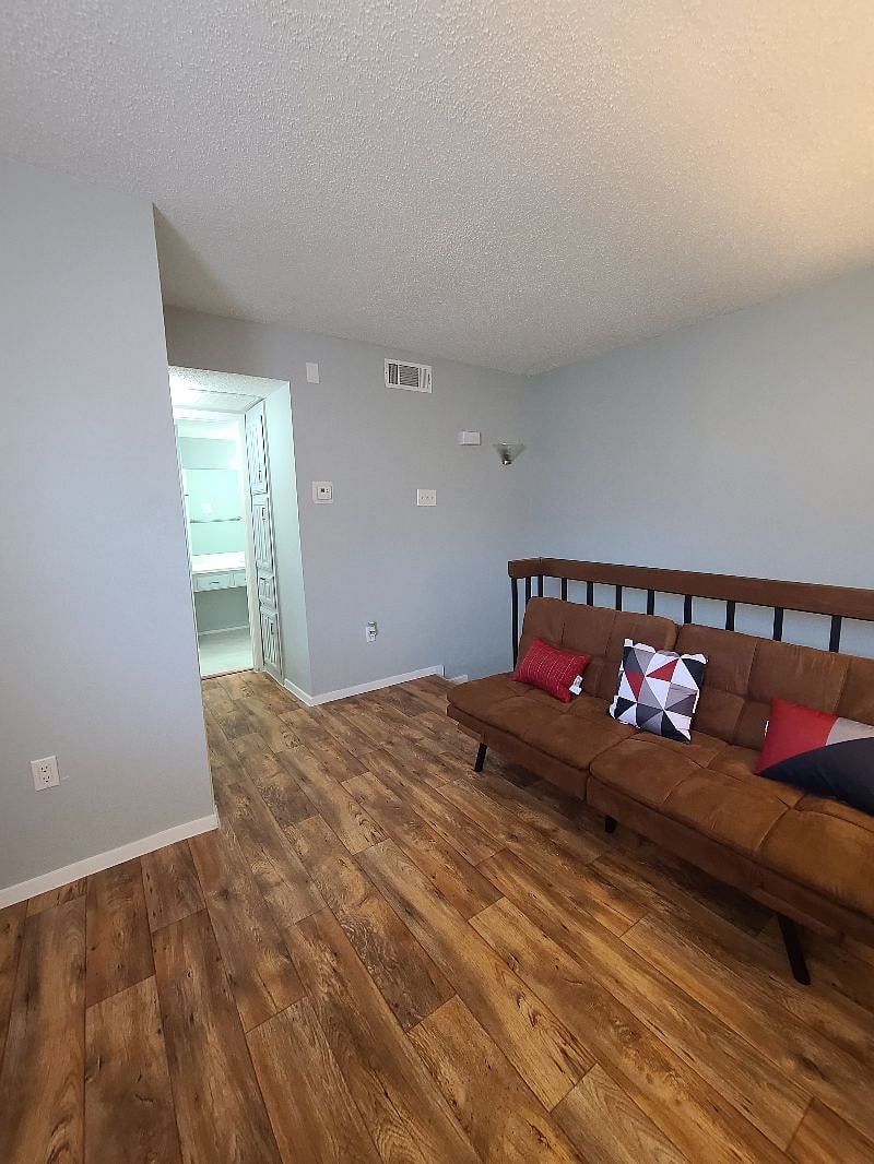 Furnished Finder property 359096_1 photo 13