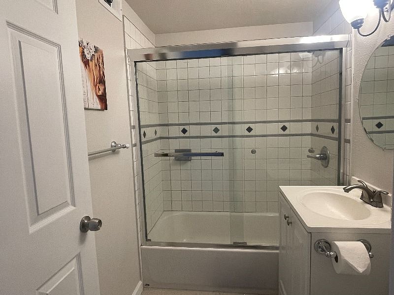 Furnished Finder property 359170_1 photo 11