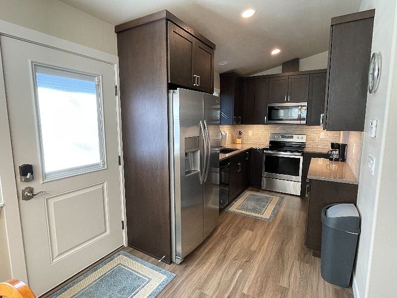 Furnished Finder property 359341_1 photo 3