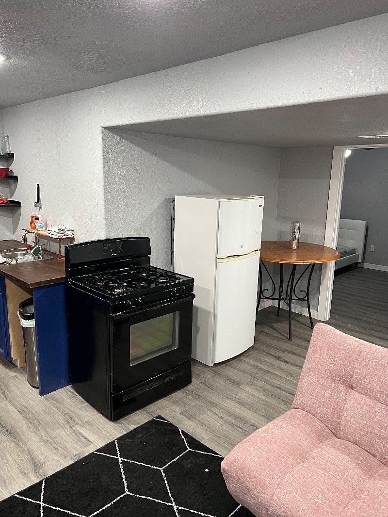 Furnished Finder property 359360_1 photo 2