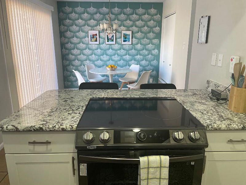 Furnished Finder property 359541_1 photo 8