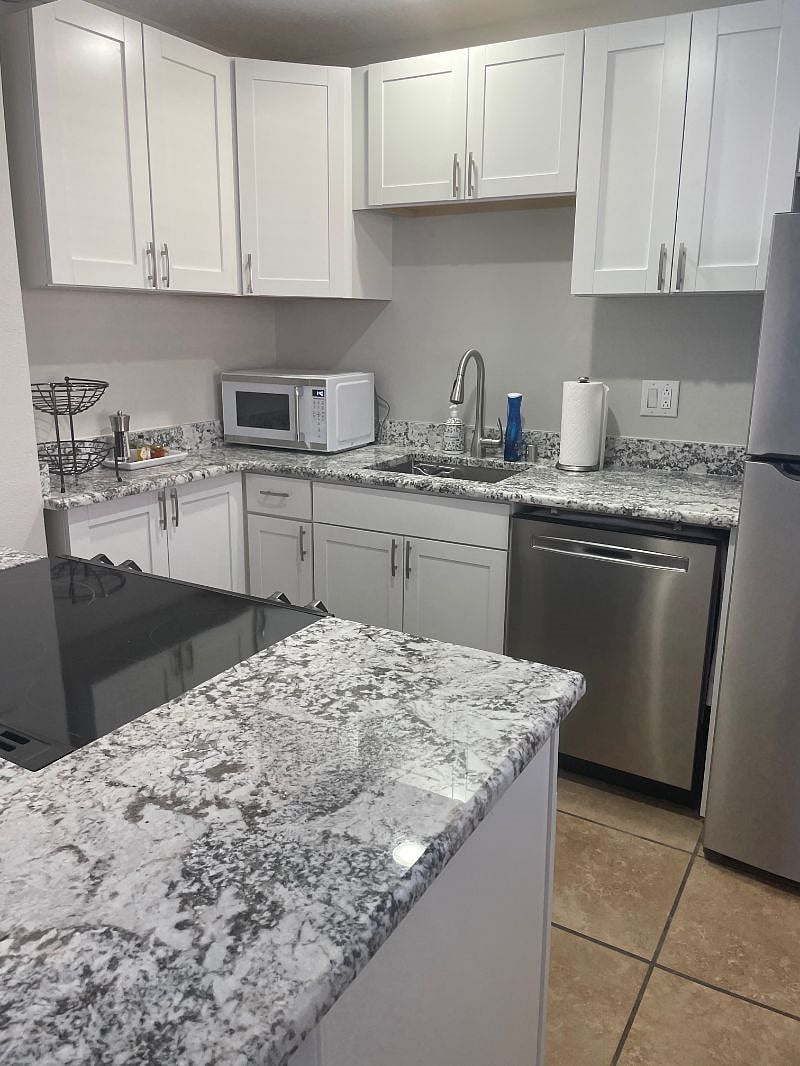 Furnished Finder property 359541_1 photo 9