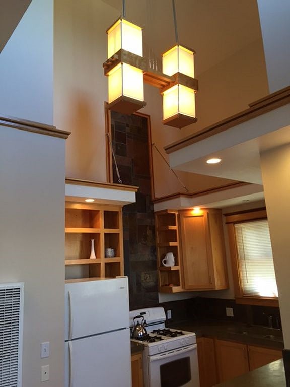 Furnished Finder property 359607_1 photo 2