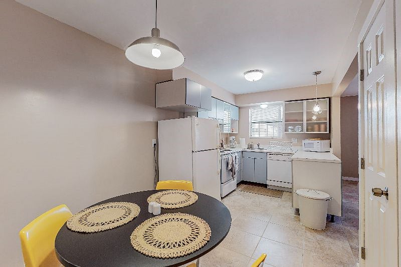 Furnished Finder property 359636_1 photo 13