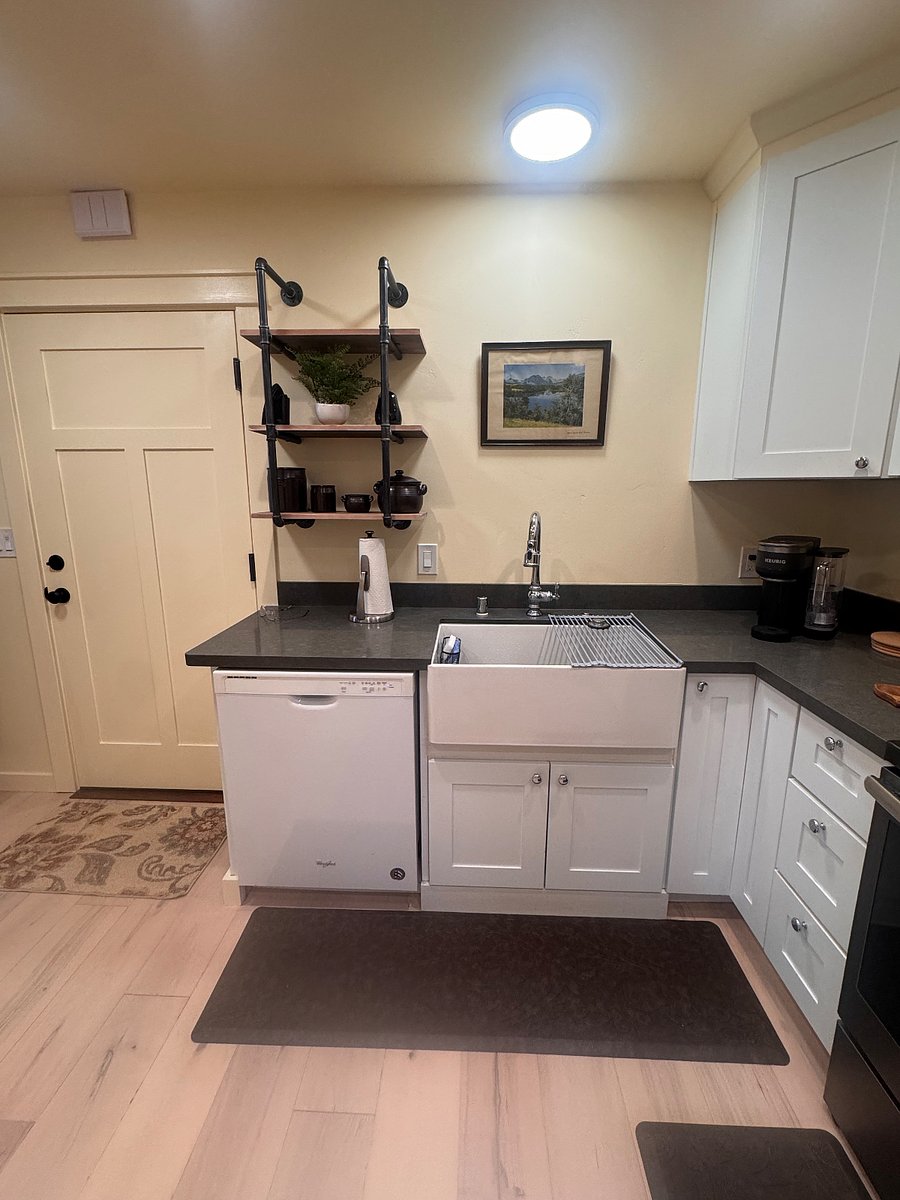 Furnished Finder property 359647_1 photo 8