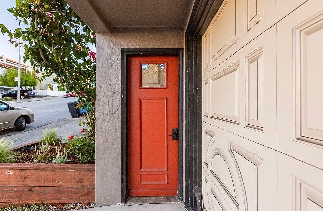 Entrance door