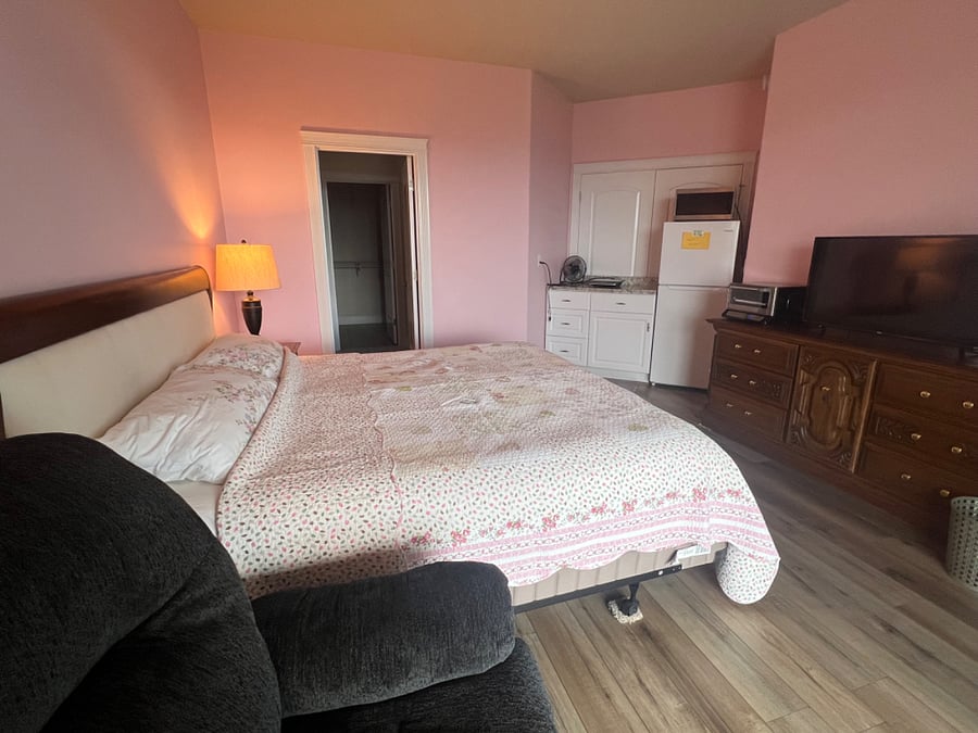 Furnished Finder property 359863_1 photo 14